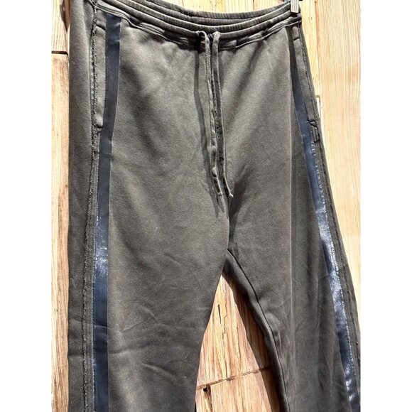 ROQUE ITALY WOMEN'S ITALIAN DESIGNED MADE SWEATPANT / 4 / BLACK W/ BLACK STRIPE - Picture 3 of 6